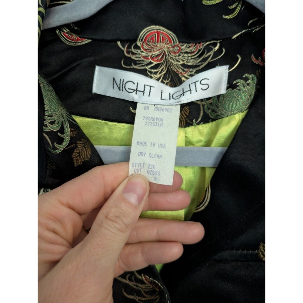 Vintage silk blend satin jacket Asian embroidery black 8 Night Lights - Picture 3 of 7